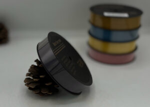 شريط تول بنفسجي غامق