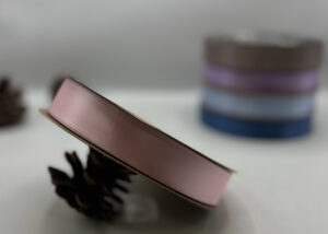 شريط ستن 2.5 سم وردي