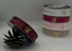 شريط ماروني طباعة Love